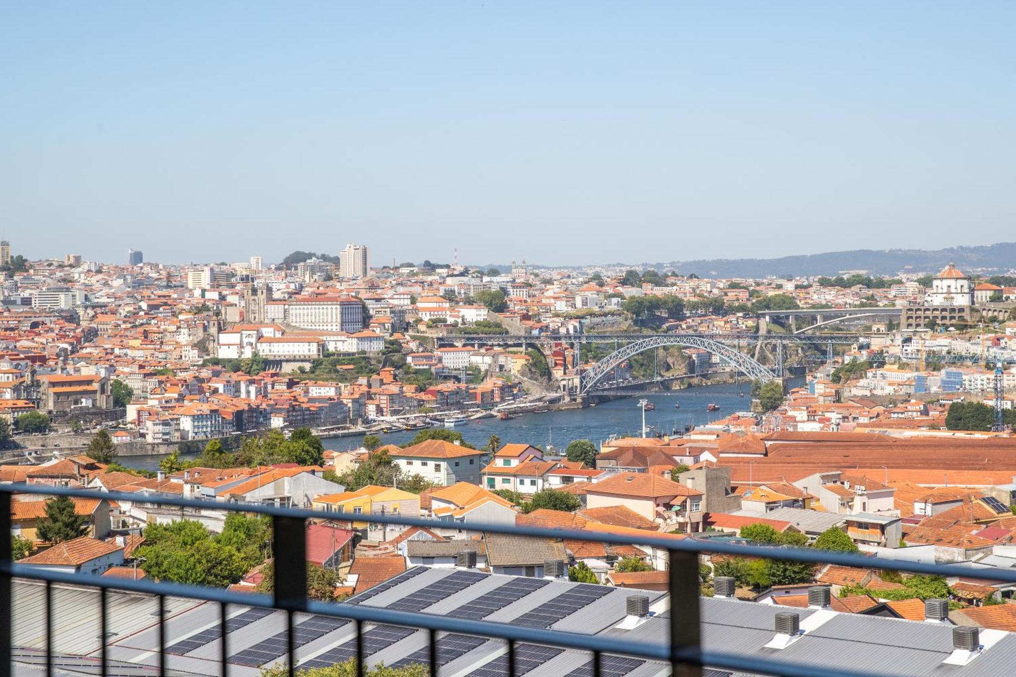 Apartamento Brand New Luxurious Ap T2 - Amazing View- With Garage Vila Nova de Gaia Exterior foto